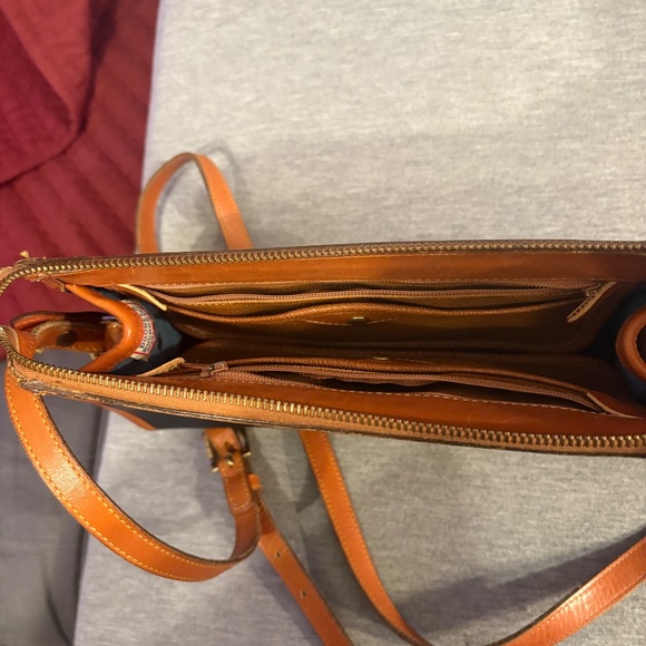 Vintage Dooney & Burke Bag - Picture 7 of 11